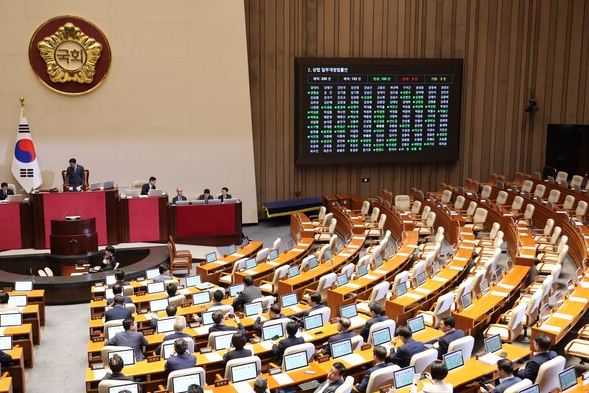 집중투표제 시행 앞두고 이사회 축소…대기업, 소수주주 진입 문턱 높이나